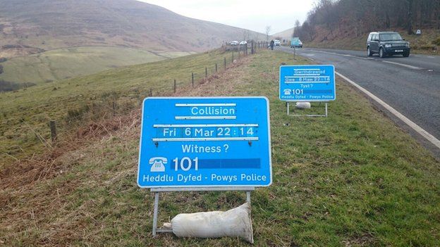 BBCWalesNews's tweet photo. Cardiff City stages football game in memory of four people who died in a Brecon Beacons crash http://t.co/PJ1pAtCAl4 http://t.co/g62dRpNURh