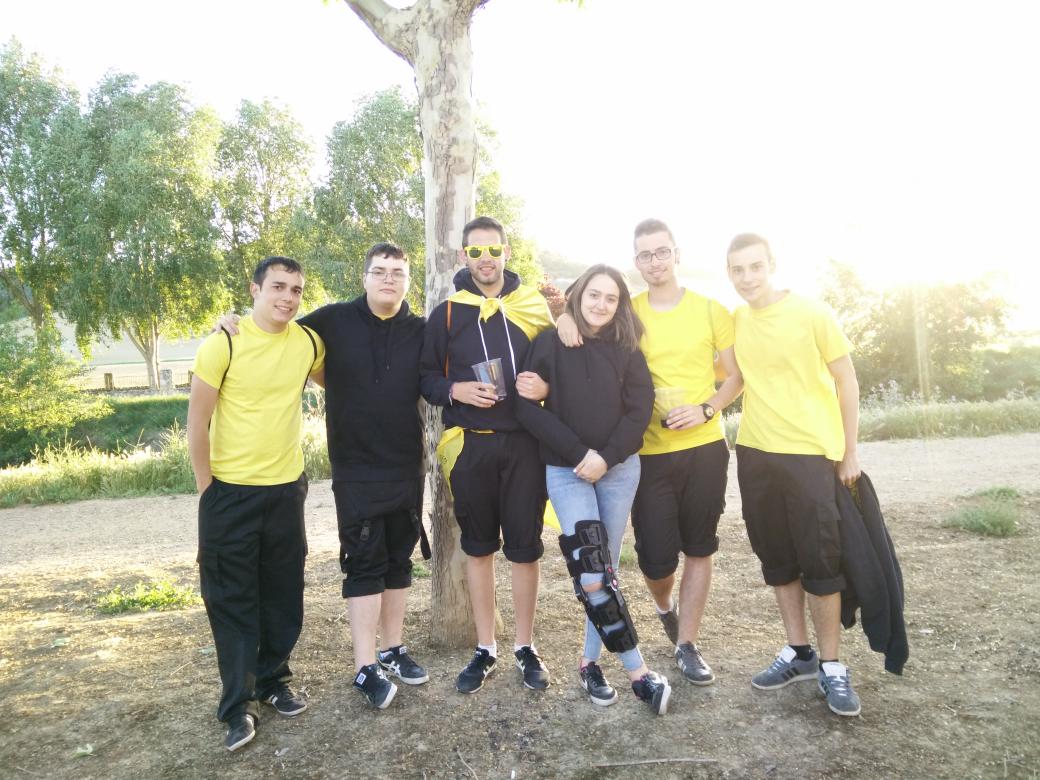 PLosSolfamidas's tweet photo. Comenzamos! #VillamurielHaceHistoria http://t.co/ozFs0yrGsB