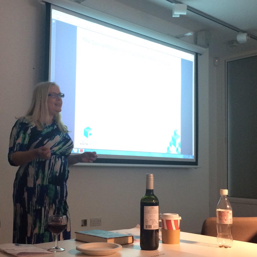 ConstructionYT's tweet photo. The star of the show @JemmaBridgeman explains the #SROI methodology. #buildingsocialvalue http://t.co/Km3z43NNgj