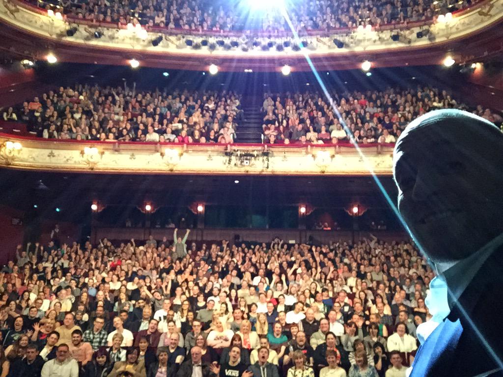 DerrenBrown's tweet photo. Please tweet me any word using #DerrenMiracle in the next 10 mins for my show in Bradford. Why thank you. http://t.co/7rFK2f53uO