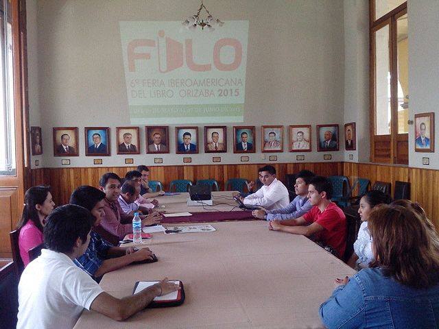 Trabajando para ustedes.

Los esperamos del 29 de Mayo al 7 de Junio en PLAZA BICENTENARIO.

No se lo pierdan!!!