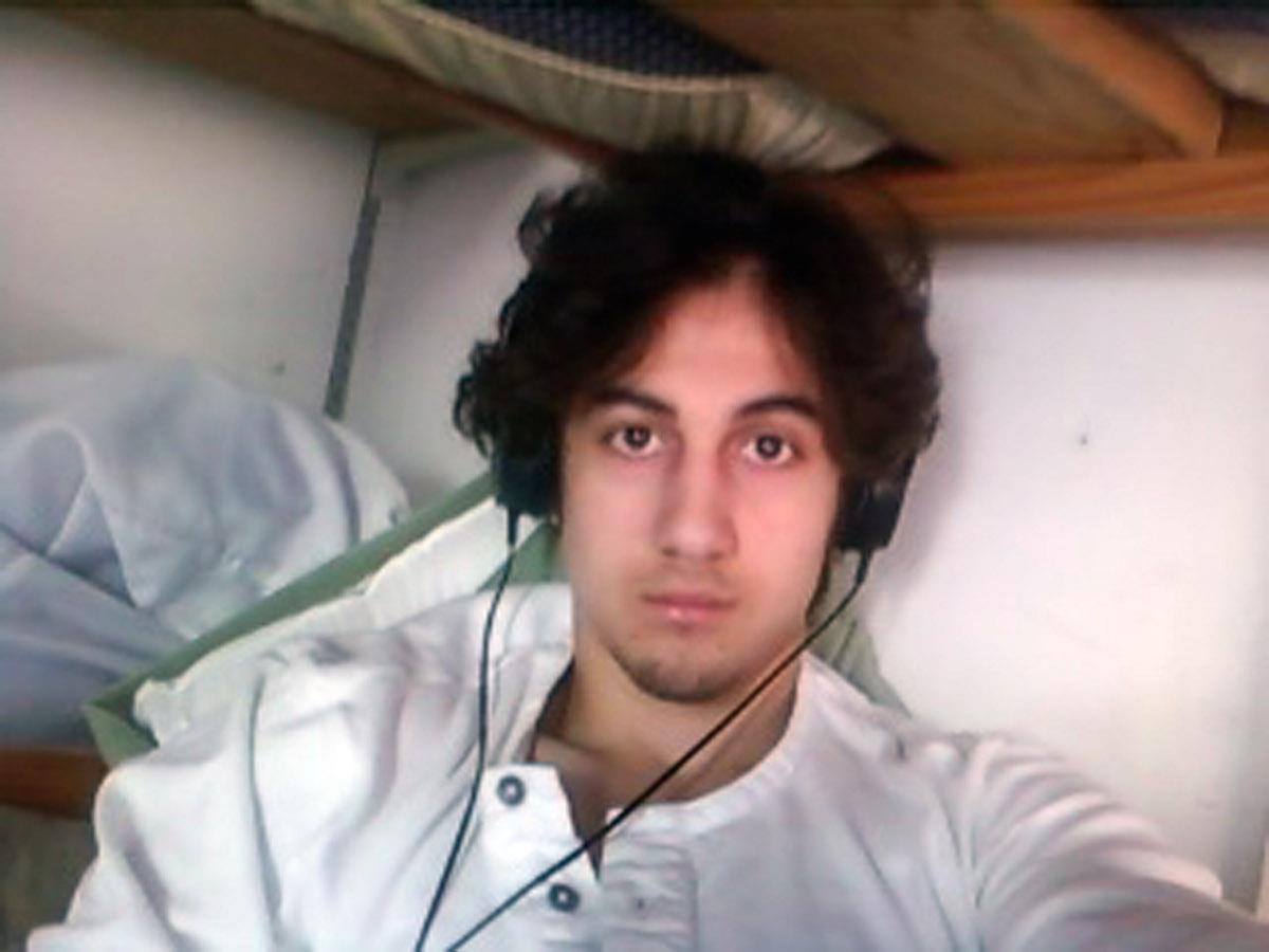 mashable's tweet image. BREAKING: Boston bomber Dzhokhar #Tsarnaev sentenced to death.