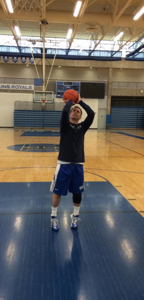 HHSSchoolStore's tweet photo. The Old Man takes the court http://t.co/jeBfSm1hip