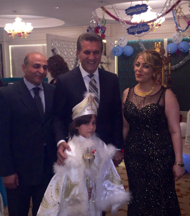 M_Sarigul's tweet photo. Ada evladımızın sünnet törenine katıldık. http://t.co/apaRp4wF2a