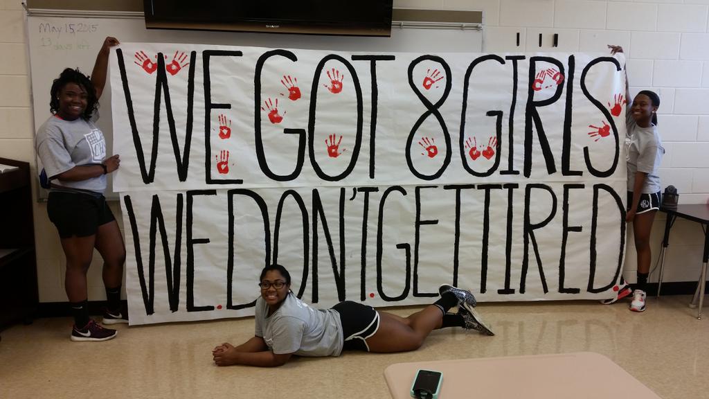 BrennaAbrams's tweet photo. Love my girls! #FreshmanRock #PowderPuff #CHSRedDevils http://t.co/dbf7mA9jK4