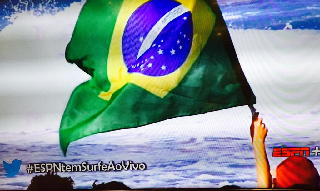 CarlosMoreiraJr's tweet photo. #ESPNtemSurfeAoVivo e ta bonito pra caramba na tela. cc @toledo_filipe #GoFilipinho cc @dannykeens @wsl http://t.co/ewb9FnhTX6