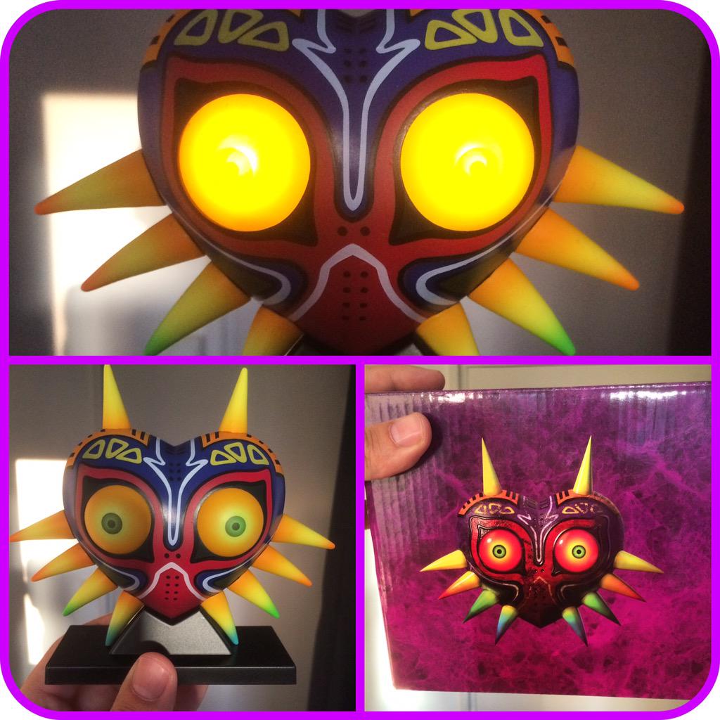 AymericLallee's tweet photo. Nouvelle veilleuse The Legend Of Zelda Majora's Mask 3D pour flipper la nuit. #MajorasMask3DS #3DS http://t.co/fhWgfChpiv