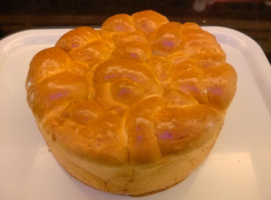 bangaloreblooms's tweet photo. This #Shermal Bread is right out of the oven & smells divine...perfect choice for any soup...!!! http://t.co/R9RAVRXdGE