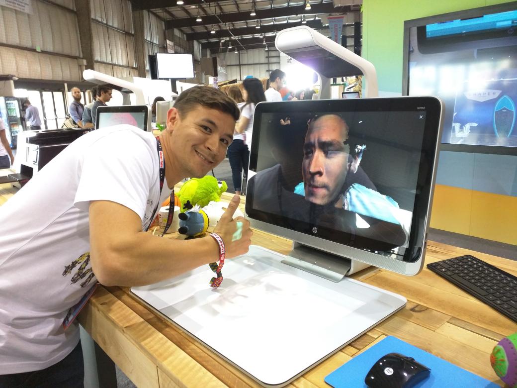 rdrincon's tweet photo. Wanna scan your face with #sproutmaker at #MakerFaire ? http://t.co/ZF2BJfxUFq