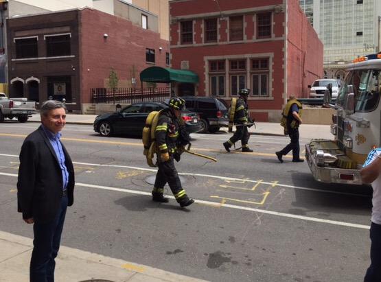 KaminskiMed's tweet photo. #ATS2015 First Activity: #IPF expert Luca Richeldi impressed by swiftness &amp; efficiency of @DenverFireDept @Lucaric http://t.co/pk3w094TOV