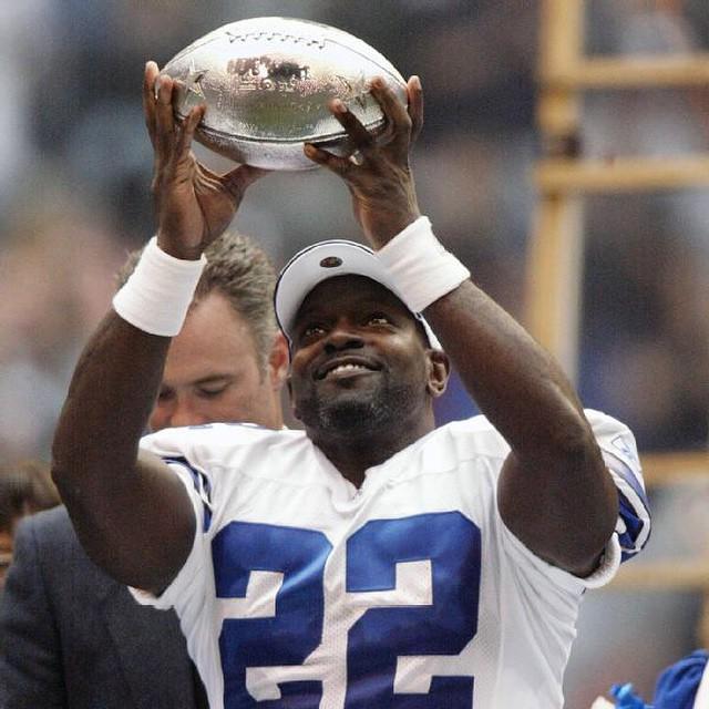 Happy 46th birthday, Emmitt Smith! [Credit: Ronald Martinez/Getty Images] via 