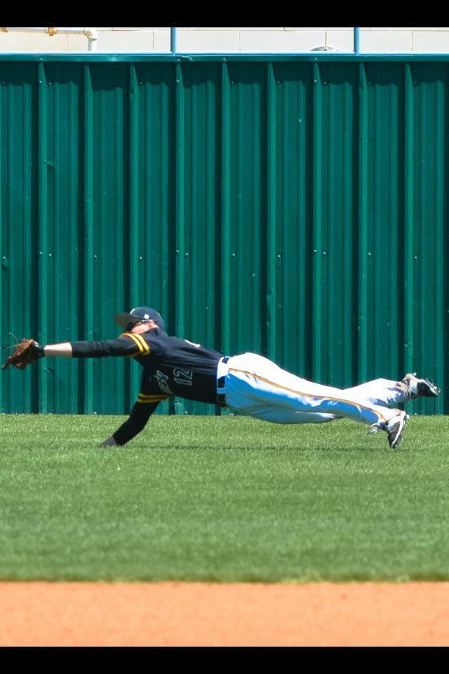 GuerciaJ7's tweet photo. Everyone come out to McKinney Boyd tonight! This is a MUST win!!! Come support your rabbits! #ForneyBaseball http://t.co/maMbvpfI0m