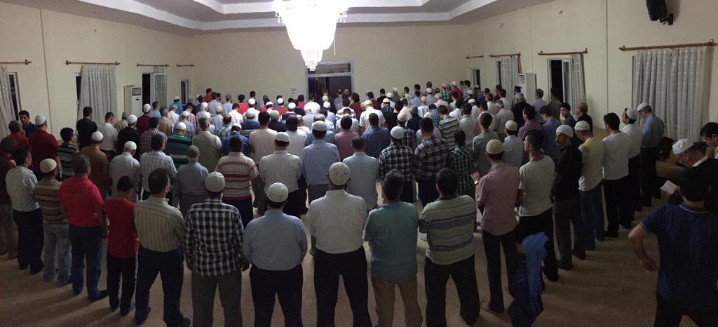 hamleder's tweet photo. Mi'rac Kandiliniz'i tebrik ederiz. http://t.co/Xn8Wxi3lSj