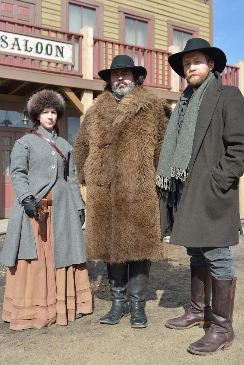 ThePinkertonsTV's tweet photo. @macfadyenangus @Jacoblair @MarthaMacIsaac in Eps.121 "The Better Angels of Our Nature." Remember how warm it was??? http://t.co/lrEAByUCGD