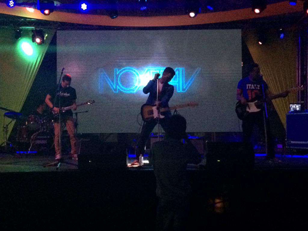 @Noatav canta para toda la familia en el #FEFAPA2015 ¡celebrando juntos el día internacional de la familia!