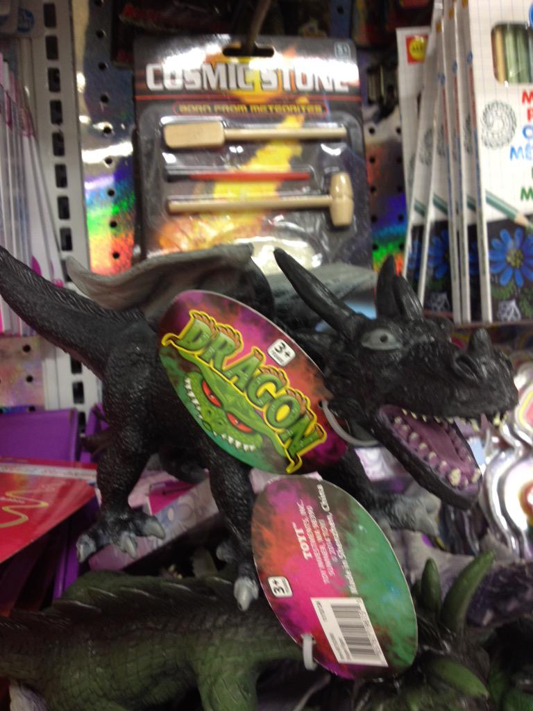 toofliss's tweet image. how gurlz lewk on instagramme versis how thay lewk in reel lyfe