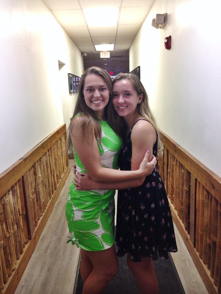 LizaRose13's tweet photo. I guess it's officially over #laxbabes http://t.co/RXwp2s5DNc