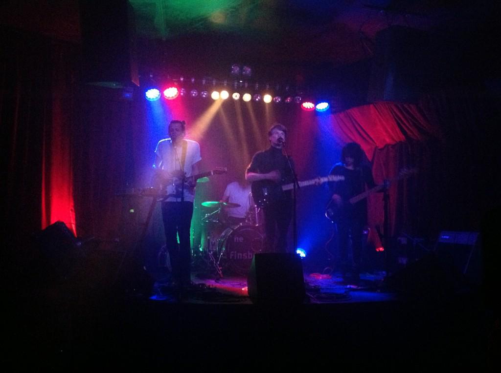 GoodsoulPromo's tweet photo. And @climbingboys take to the stage at @TheFinPub ... http://t.co/EZQgNDRKSu