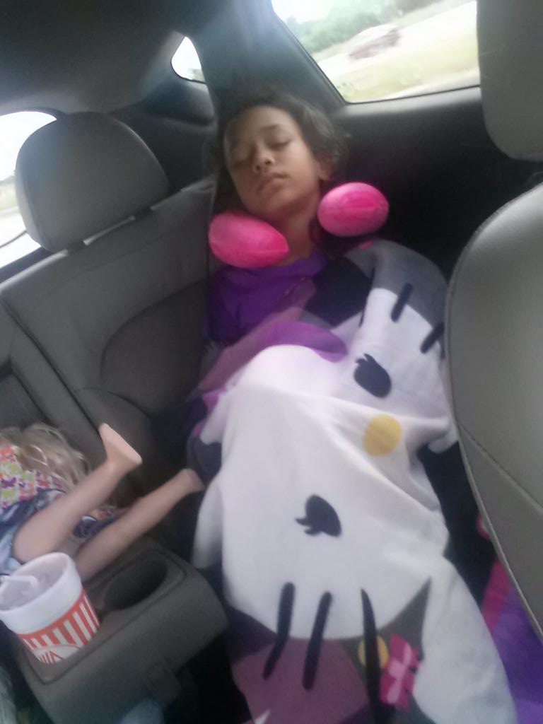 WrapsWithKelly's tweet photo. My crazy girls 😇😍💜 http://t.co/iPjZKz7IZk