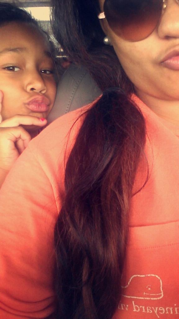 WrapsWithKelly's tweet photo. My crazy girls 😇😍💜 http://t.co/iPjZKz7IZk