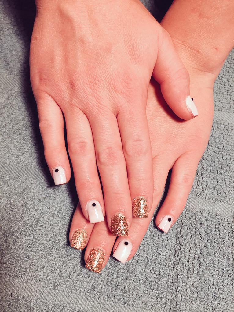 getglam_byky's tweet photo. Making ppl beautiful #nails #idonails #slcnails #utahnails #nailsbyky #utahnailtech http://t.co/ZtZKgt2Yv8