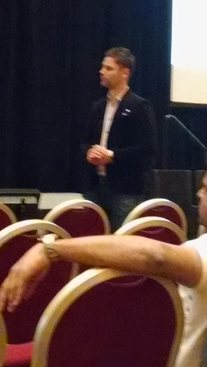 WilliamGBush's tweet image. Caught in action via @lou_tectrade presenting #IBM #StorageInsights from a BP perspective at #IBMEdge2015