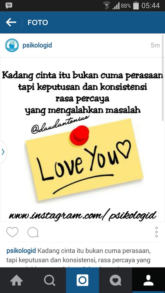 Kadang cinta itu bukan cuma perasaan, tapi keputusan dan konsistensi, rasa percaya yang mengalahkan masalah. ~