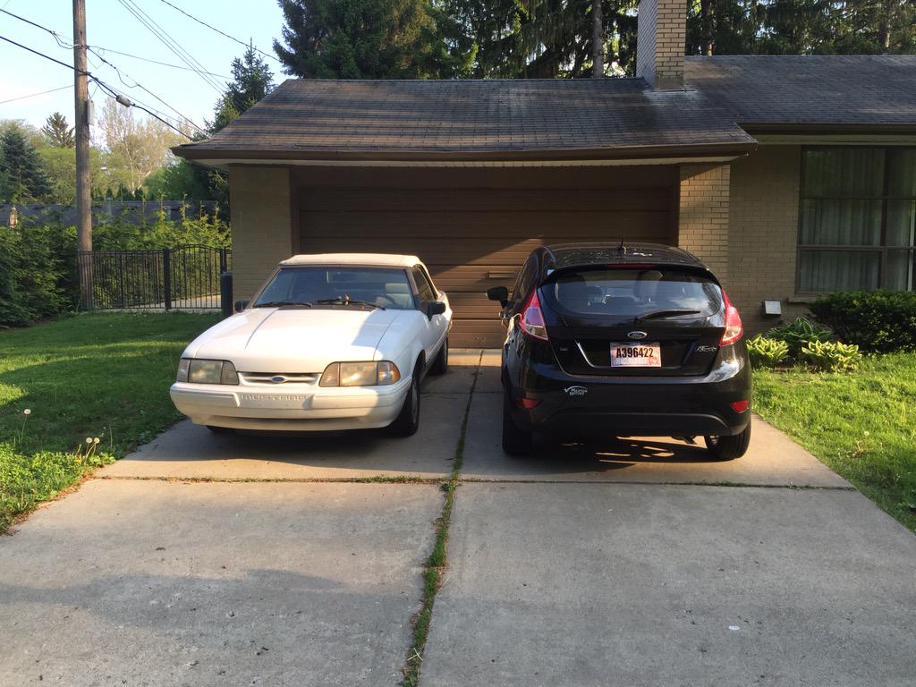GrisaSays's tweet photo. #freshwhips http://t.co/yUe4nqvbBX