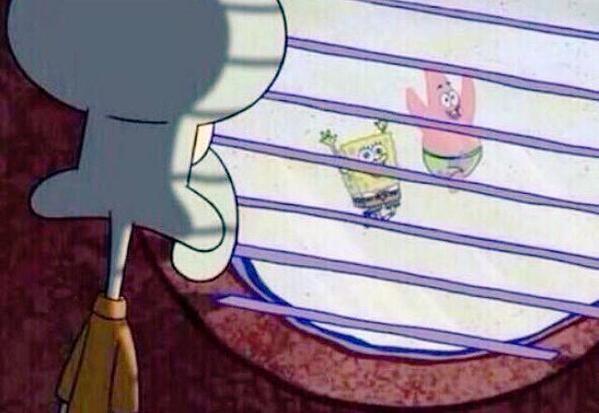 Flava680's tweet photo. Juniors watching Seniors leaving school today like... http://t.co/EDEkEsHTrl