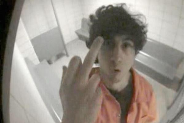 CloydRivers's tweet photo. Hey Bomberboy, that's cute. When you mess with the best, you'll die like the rest. Rot in hell. Merica. http://t.co/7MsT17kUId