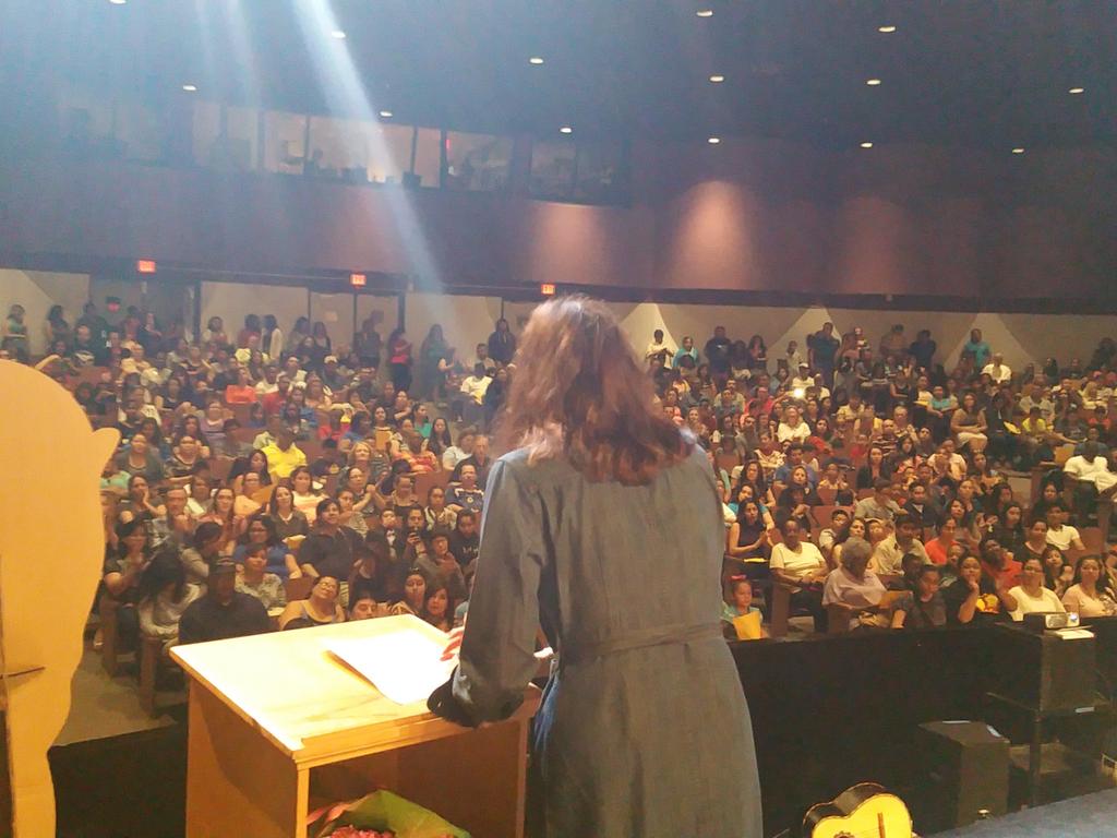 Packed house for 2015 academy awards! $4000.OO for each scholarship winner! <a href="/dallasschools/">Dallas ISD</a>