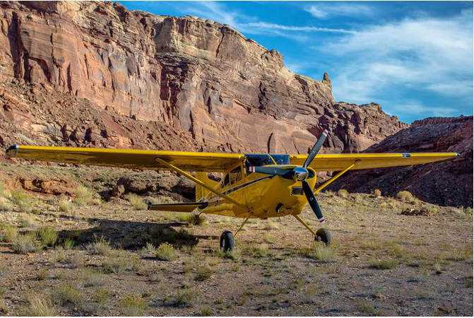 DisciplesFlight's tweet photo. The #DisciplesofFlight #PhotoOfTheDay is the @Cessna #Skywagon at #HiddenSplendor #airstrip:

http://t.co/8M2XuP9XlC http://t.co/ZufG7FzvTO