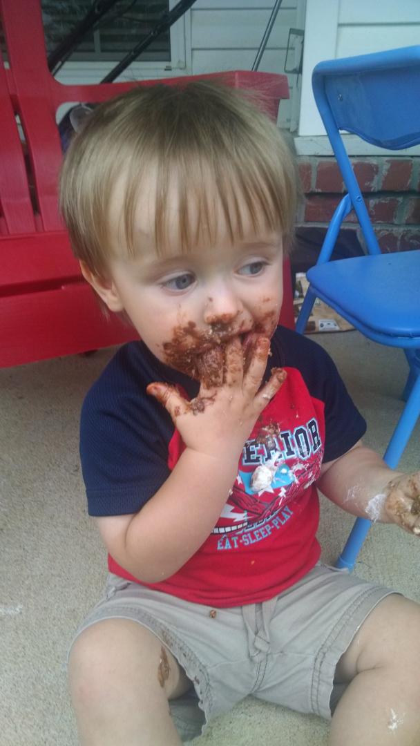 greatmcscott's tweet photo. smore what? #campout #fb http://t.co/ezIoGBzGuN