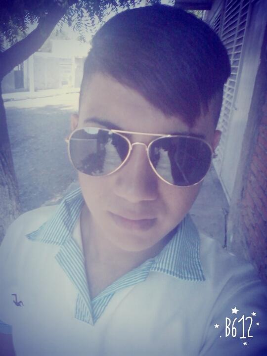 Adrianlpacheco's tweet photo. mirar hacia el cielo y mirar  #unaestrella http://t.co/tpD8hVTQpH