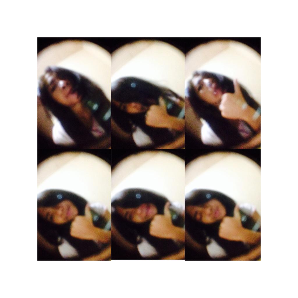cokisdha's tweet photo. #goodmorning part II haha😂⛅️🌺💦 @herrysuryawan23 👅 http://t.co/fw1nmtOZQi