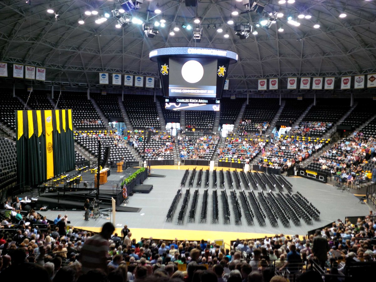 theheldstab's tweet photo. #wsugrad at the #roundhouse http://t.co/EgY1btad9T