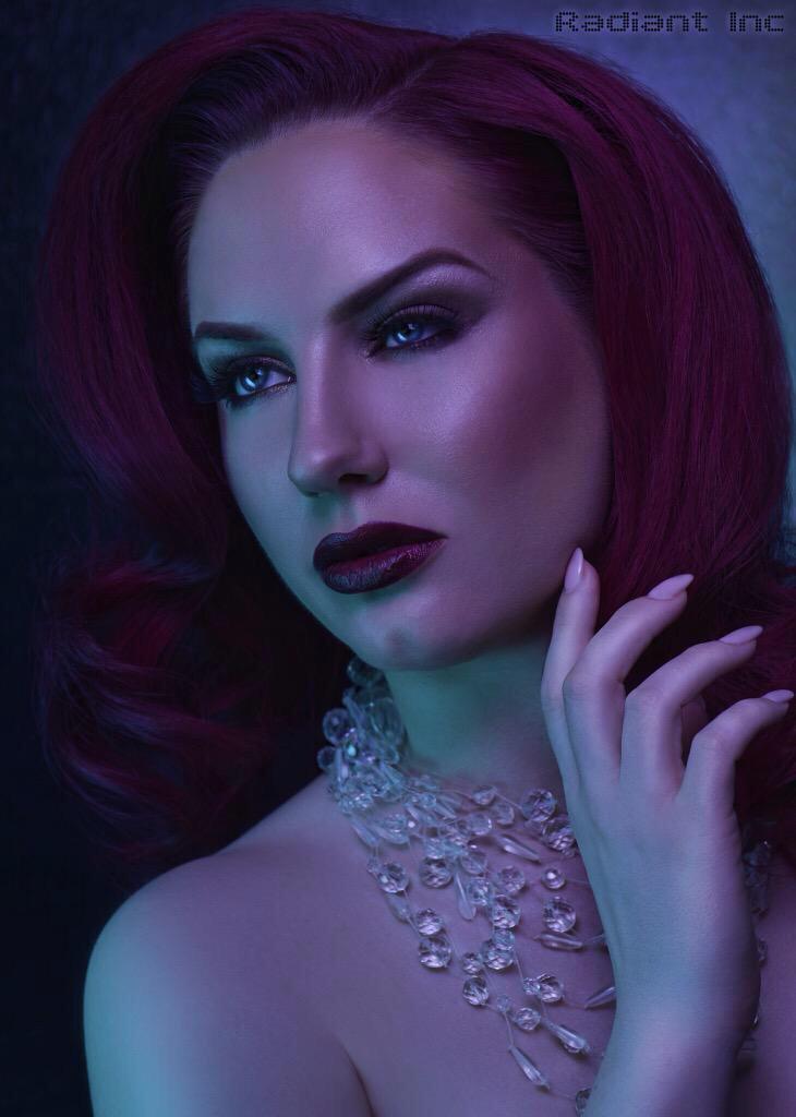 New #headshot by @Radiant_Inc #makeup #hair by @candicemarie702 #angelaryan #radiantinc #photoshoot #model #vegas http://t.co/jBgRDze2hz