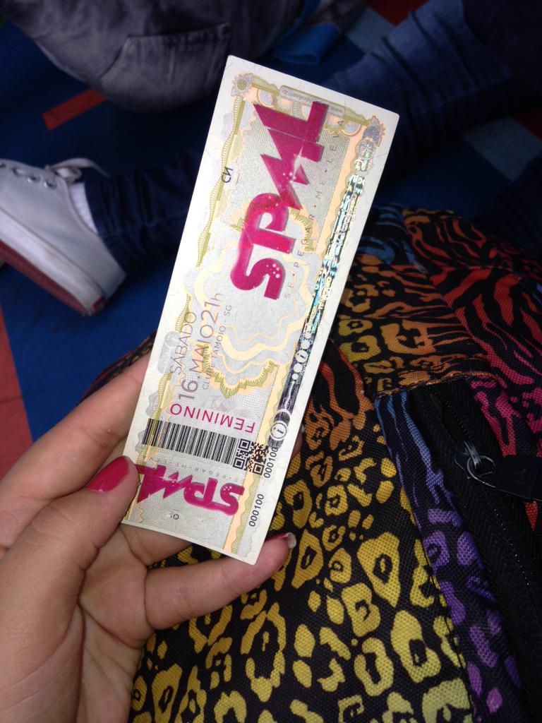 BibiMourar1's tweet image. To feliz da via 🎉 já pode chegar amanhã 😍 #spml 💃💃 vai ser pika