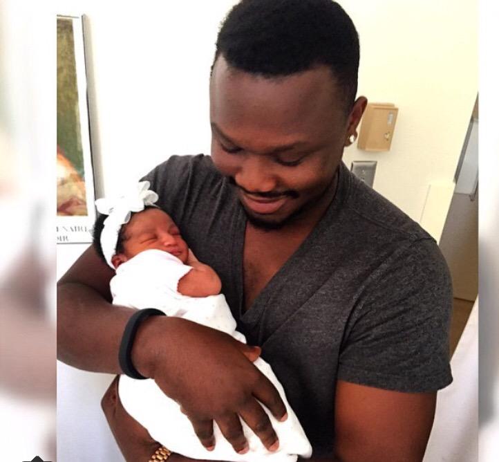 FanpaSimiesiri's tweet photo. The first Mavin princess is officially here   Congratulations to the osomos we are happy @Simi_Osomo  @IamDrSID http://t.co/15T2W4kI8f