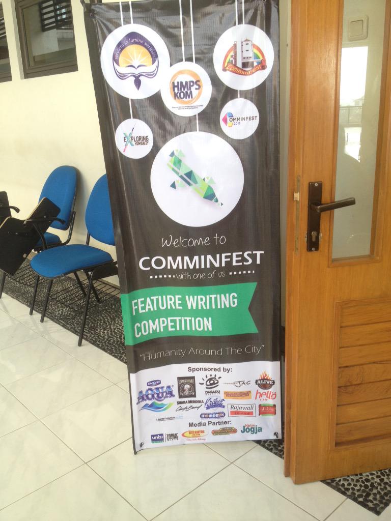 Hari ini di 4207 FISIP UAJY :)