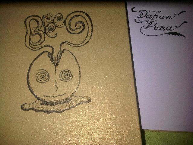 MUFIkri__'s tweet photo. Sale 50K, isi 90lbr, cover gold, ukuran A5 #limitidedition #oldconcept #art #design #Breeg #DahanPena #Jogja http://t.co/yGBJHSHsO9
