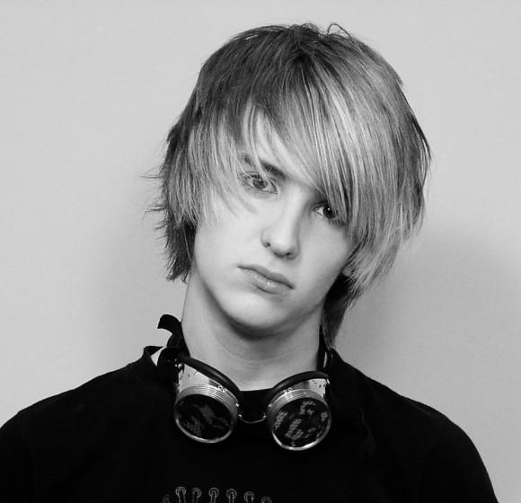 Feliz cumpleaños a Tom Milsom // Happy birthday to Tom Milsom 