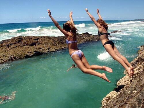 ExploreVibe's tweet photo. Cliff diving is a must this summer 😍🙌 http://t.co/llr0rhsGtA