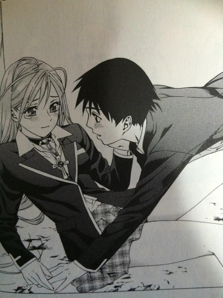 ロザリオとバンパイア再連載応援 シーズン にて 紫ちゃんが作った ほれほれくん によりつくねを誘惑したモカ とつくねがキスしようとしたら裏モカに邪魔されロザリオが外れたシーン Http T Co Fakb35sa5w