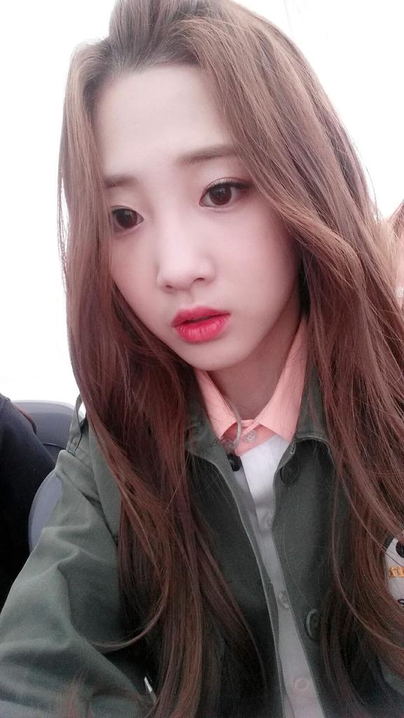 [#지애] 지애에요!!! 별일없이 잘지냈죠? ㅎㅎ 보고싶었던사람 손!! 전 보고싶었어요ㅠㅠ
곧 드림콘서트에서도 만나요 안녕~!