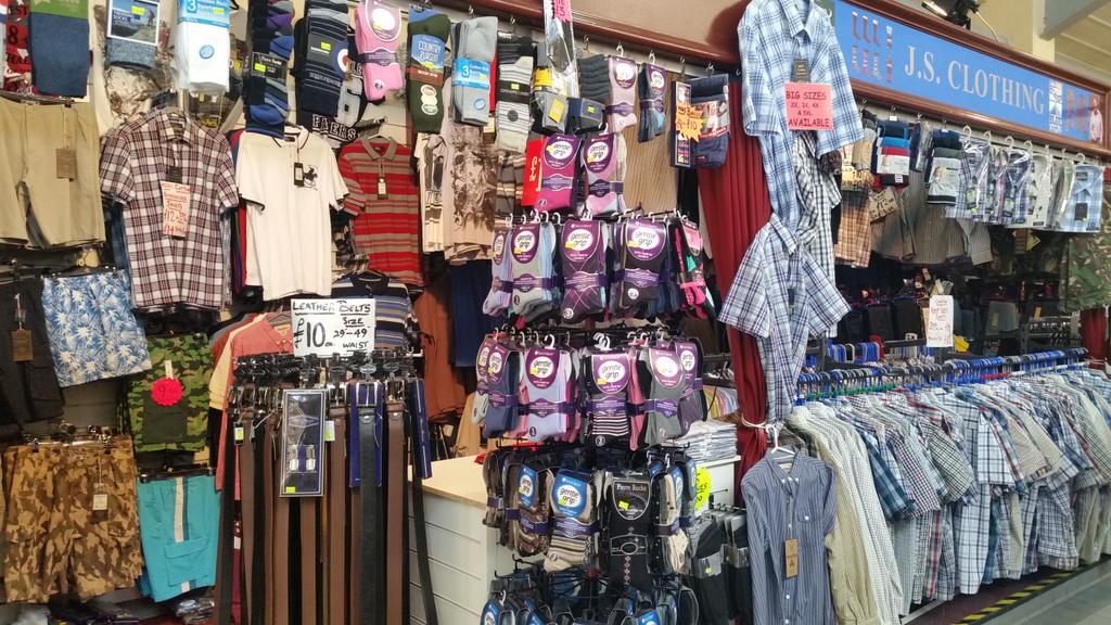 HarbMarket's tweet photo. Who's ready to support their local market today? Mkt = great value prices, fab atmosphere, &amp; ace product ranges! http://t.co/K1VoOdGBjx