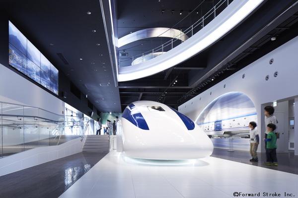 silviakikuchi's tweet photo. Parque do Centro Exibição Maglev mostra como funcionam esses trens que correm a 500 km/h
http://t.co/ugkH41VBAc http://t.co/SZpJND01JX