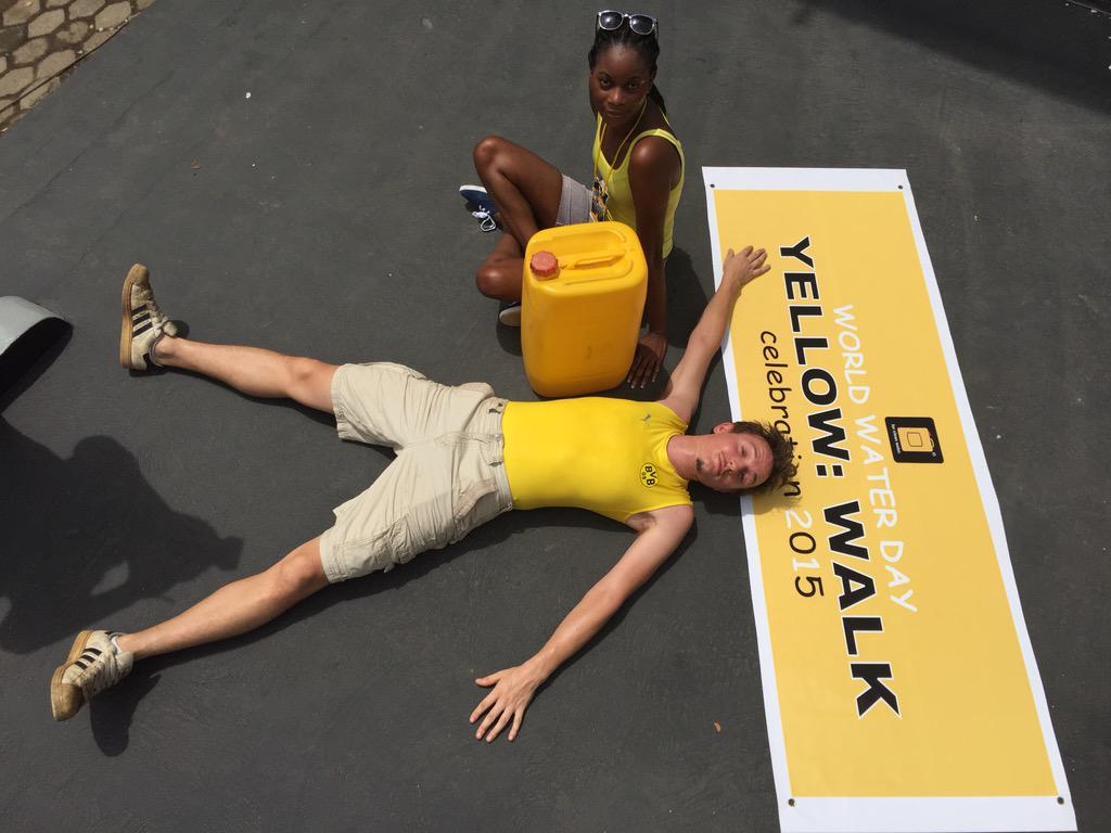 yellowforglobal's tweet photo. Yellow: Walk To Mark the World Water Day #Repost http://t.co/TairqDnDUy