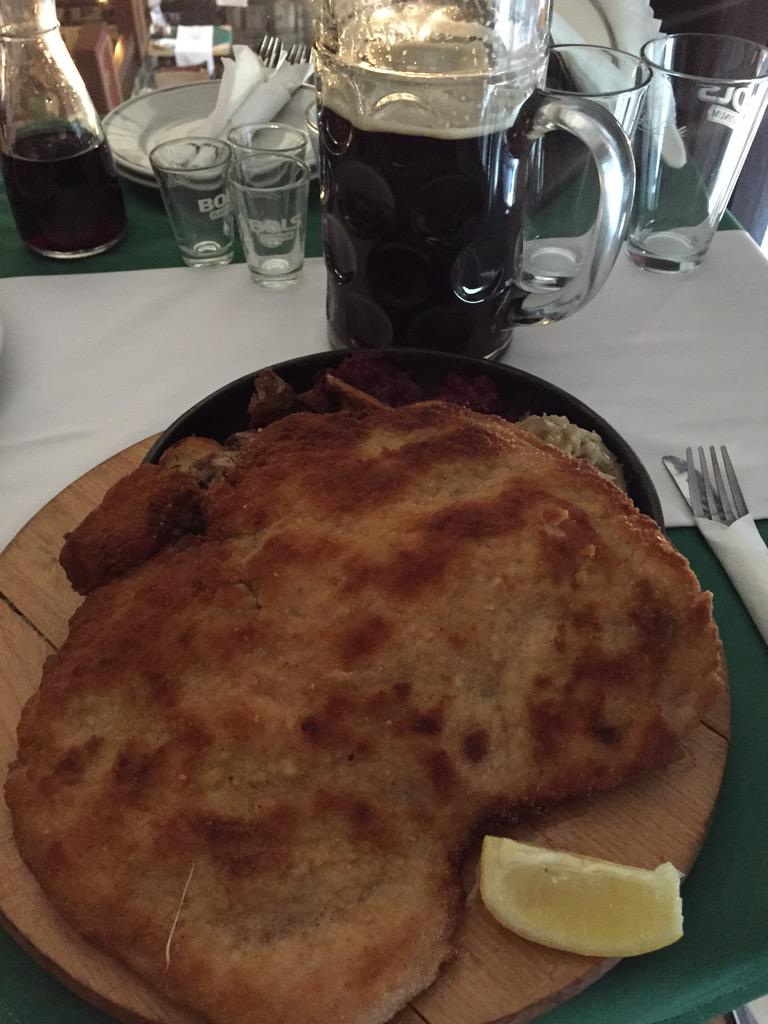 DNAbiotech's tweet photo. Schnitzel in Warsaw http://t.co/2FlksYbJJO