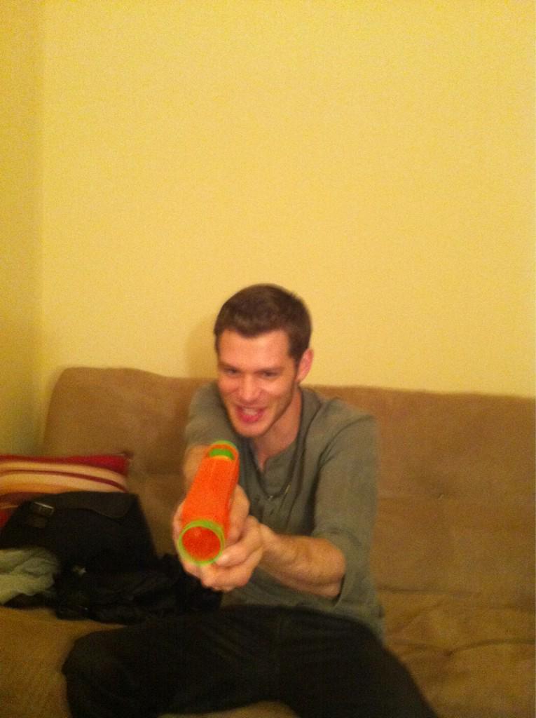   JMorganBrasil: Parece um neném! Happy Birthday Joseph Morgan From Brazil 